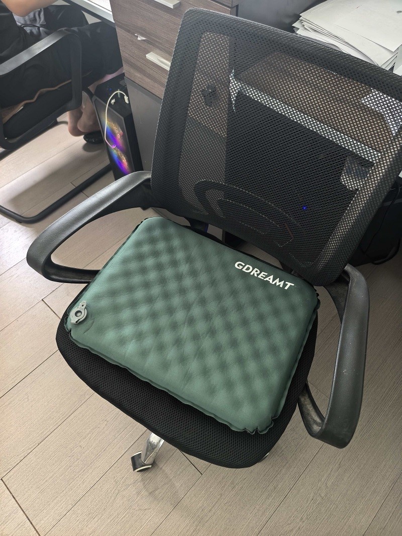 Self Inflating Sleeping Pad 1 Self Inflating Sleeping Pad 1